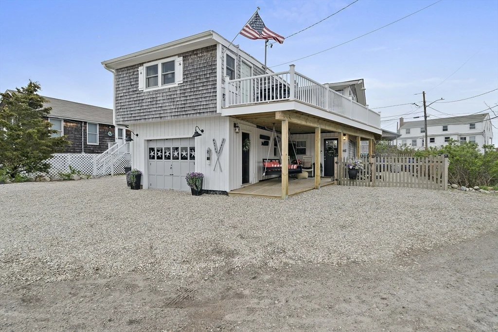 3 bed, 2 bath apartment for rent at 8 Water St, Marshfield — photo 5 of 30