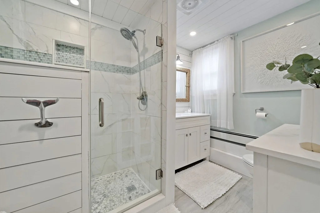 3 bed, 2 bath apartment for rent at 8 Water St, Marshfield — photo 26 of 30