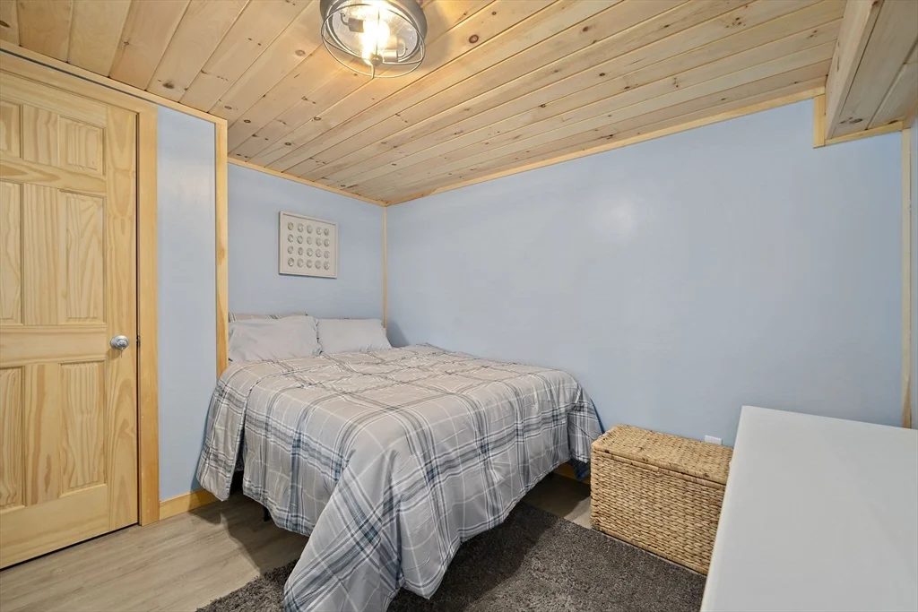 3 bed, 2 bath apartment for rent at 8 Water St, Marshfield — photo 21 of 30