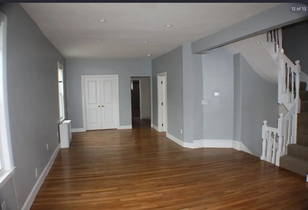4 bed, 2 bath apartment for rent at 8 Wesley St Unit 2, Winter Hill — photo 2 of 11