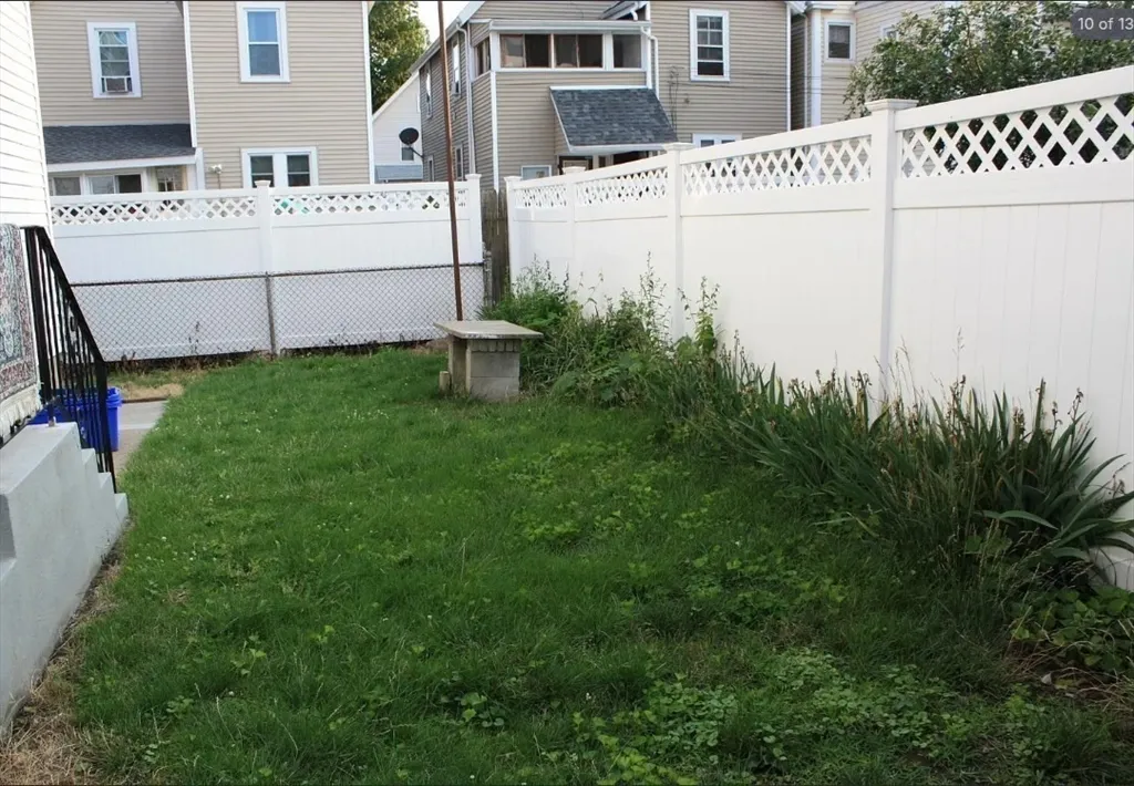 4 bed, 2 bath apartment for rent at 8 Wesley St Unit 2, Winter Hill — photo 8 of 11
