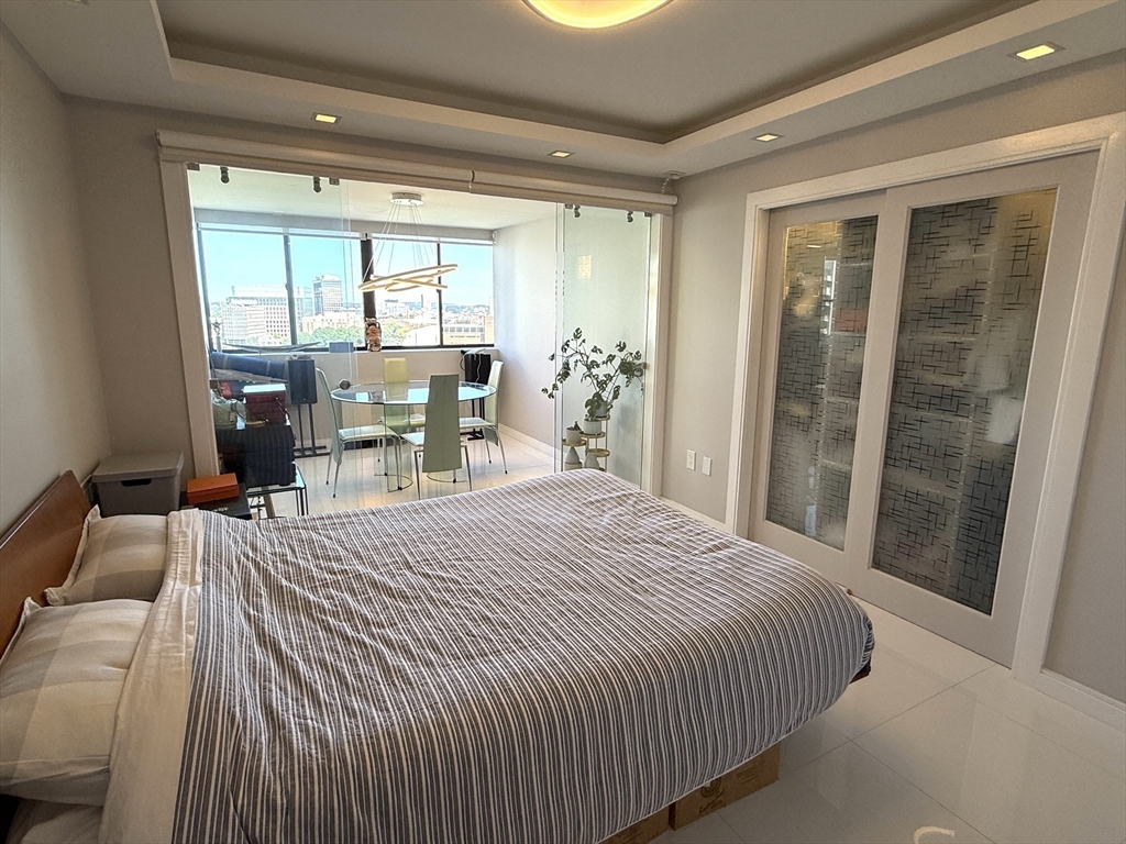 2 bed, 2 bath apartment for rent at 8 Whittier Pl Unit 15K, West End — photo 17 of 25