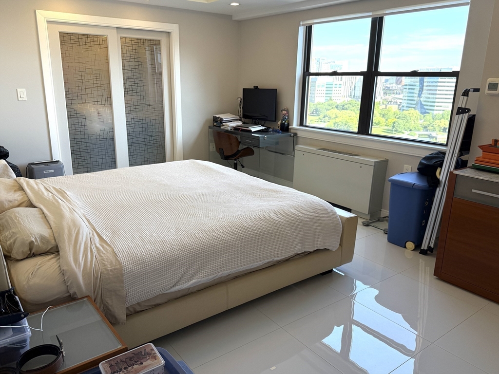 2 bed, 2 bath apartment for rent at 8 Whittier Pl Unit 15K, West End — photo 13 of 25
