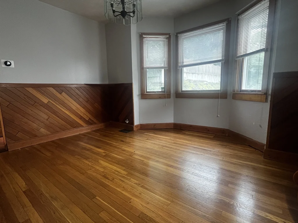 1 bed, 1 bath apartment for rent at 8 Windsor Ave Unit 1, Lynn — photo 1 of 12