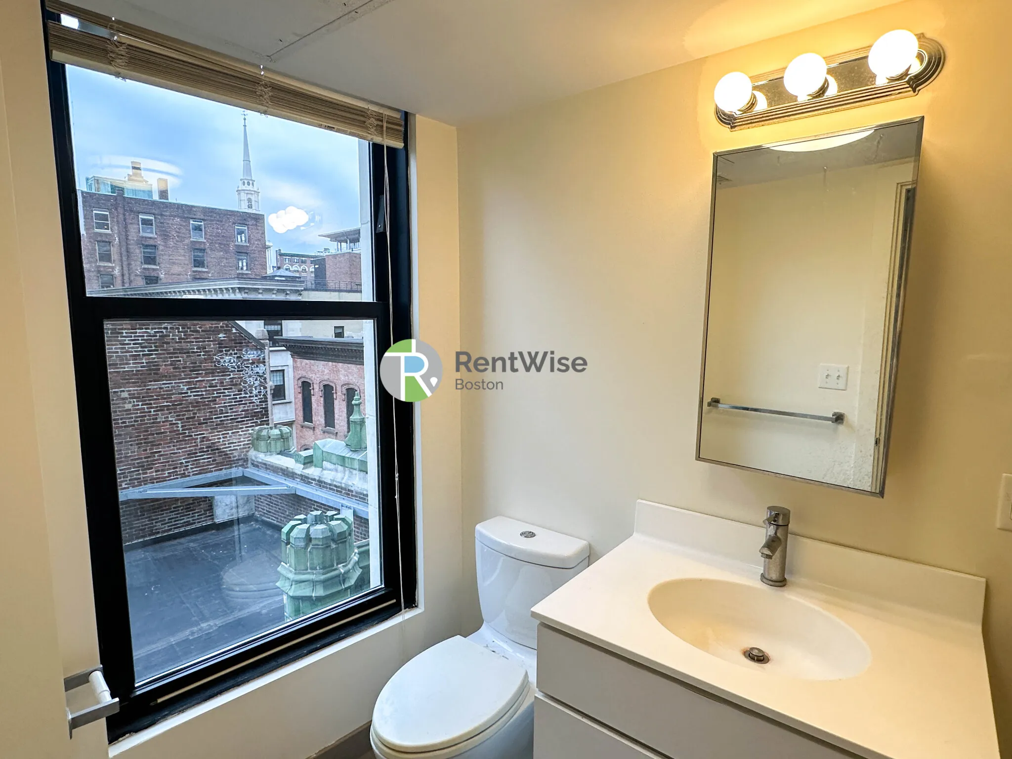 Studio bed, 1 bath apartment for rent at 8 Winter St Unit 701, Boston Downtown — photo 10 of 14