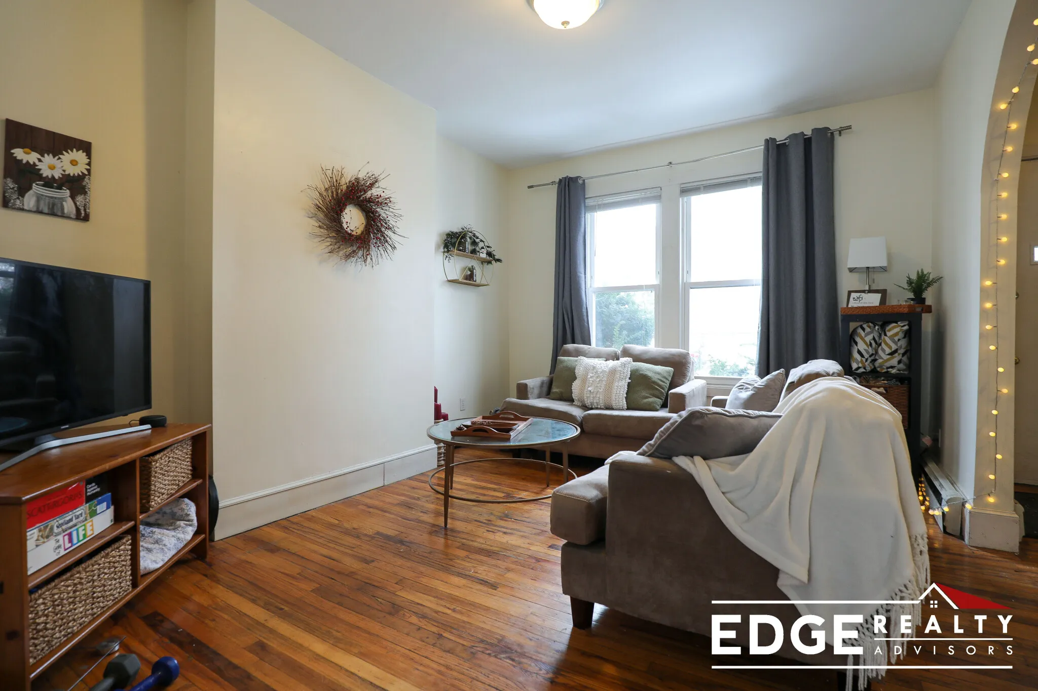4 bed, 2 bath apartment for rent at 8 Woodmont St Unit 1, Brighton — photo 1 of 14