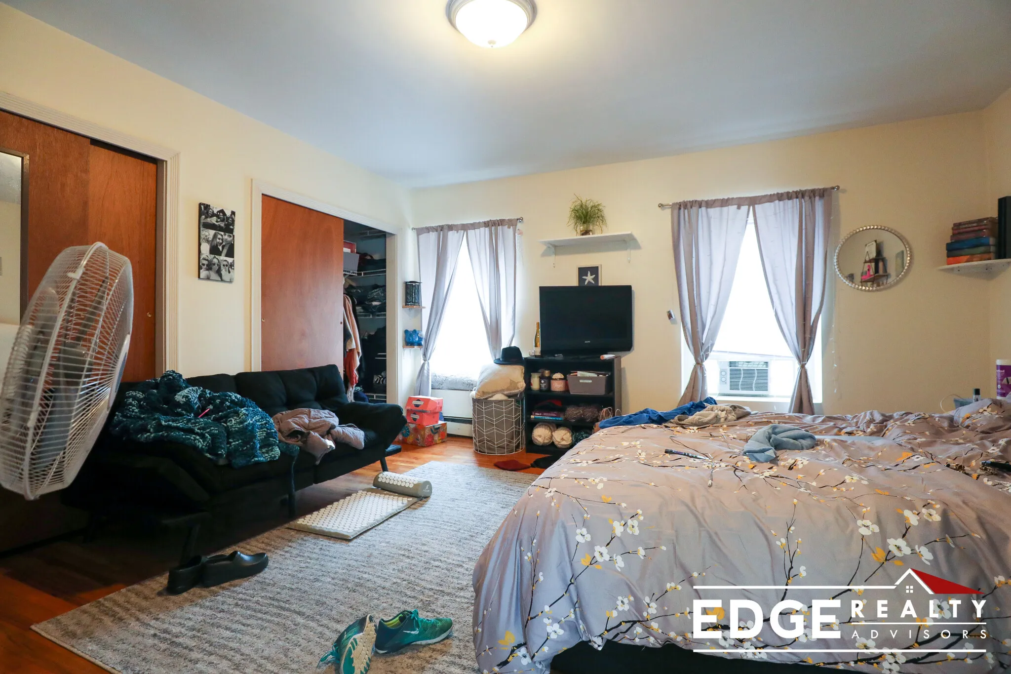 4 bed, 2 bath apartment for rent at 8 Woodmont St Unit 1, Brighton — photo 13 of 14