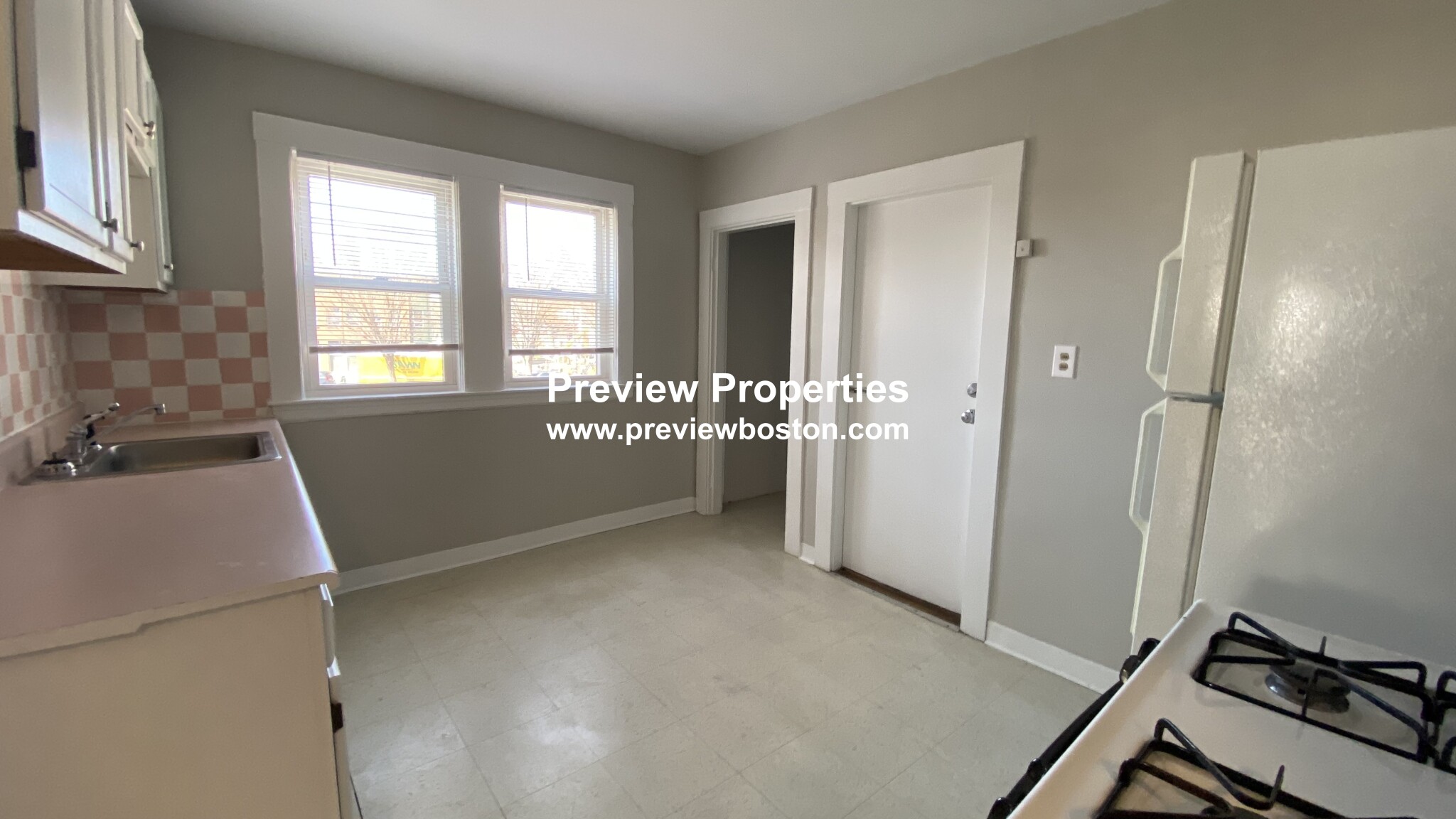 2 bed, 1 bath apartment for rent at 8 Woodside Ave Unit 1, Jamaica Plain — photo 14 of 22