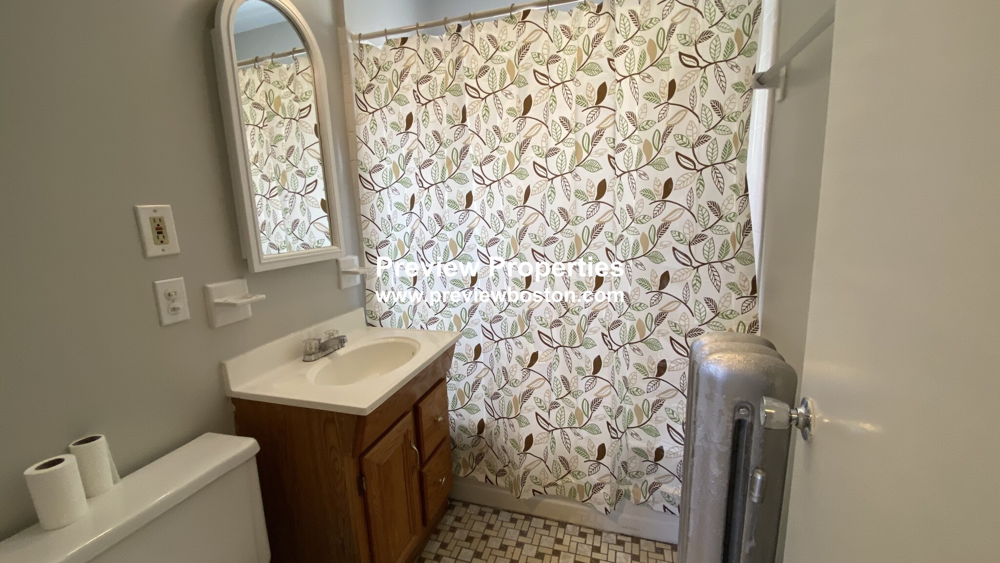 2 bed, 1 bath apartment for rent at 8 Woodside Ave Unit 1, Jamaica Plain — photo 19 of 22