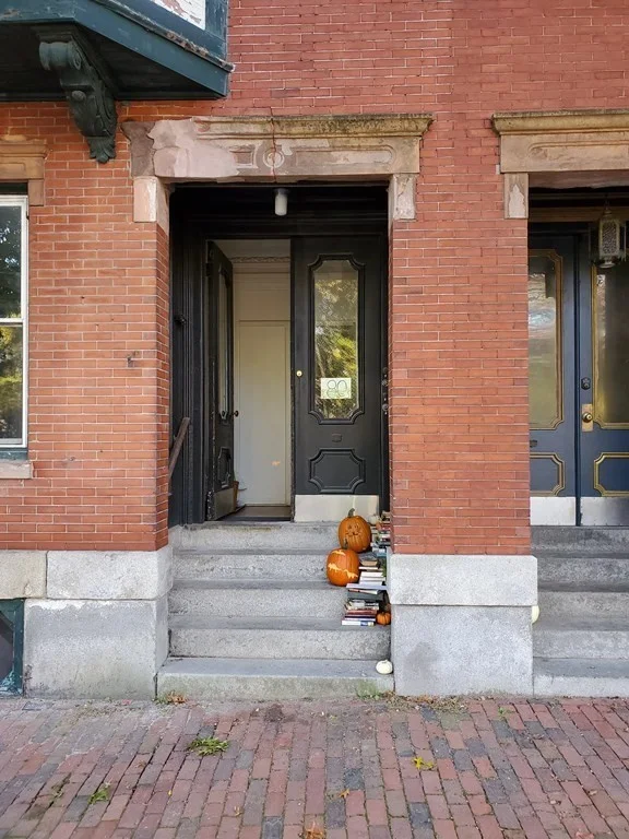 2 bed, 1 bath apartment for rent at 80 0tis Unit 1, East Cambridge