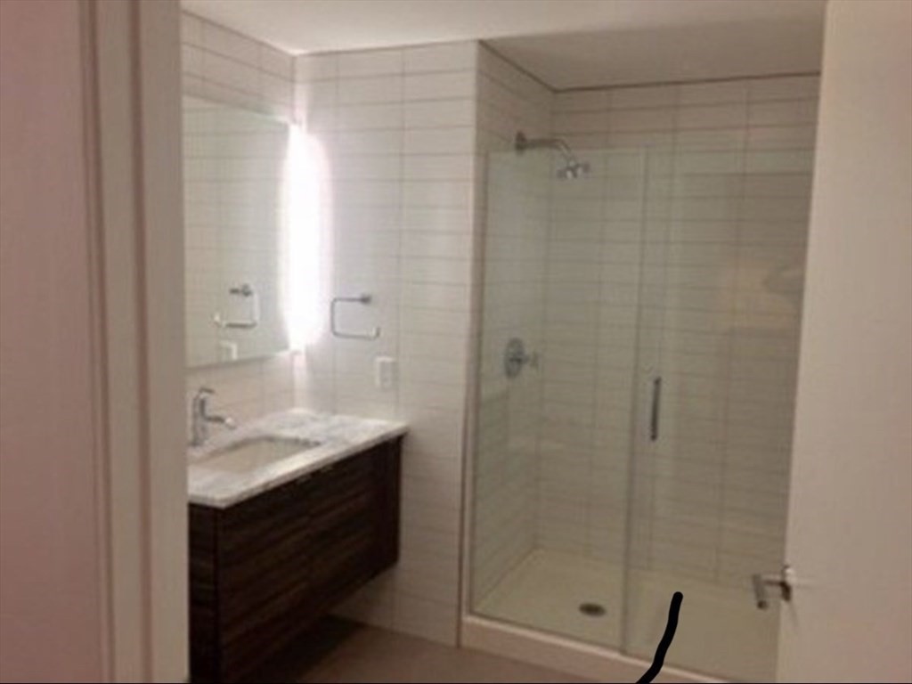 1 bed, 1 bath apartment for rent at 80-82 Fenwood Rd Unit 716, Longwood — photo 4 of 17