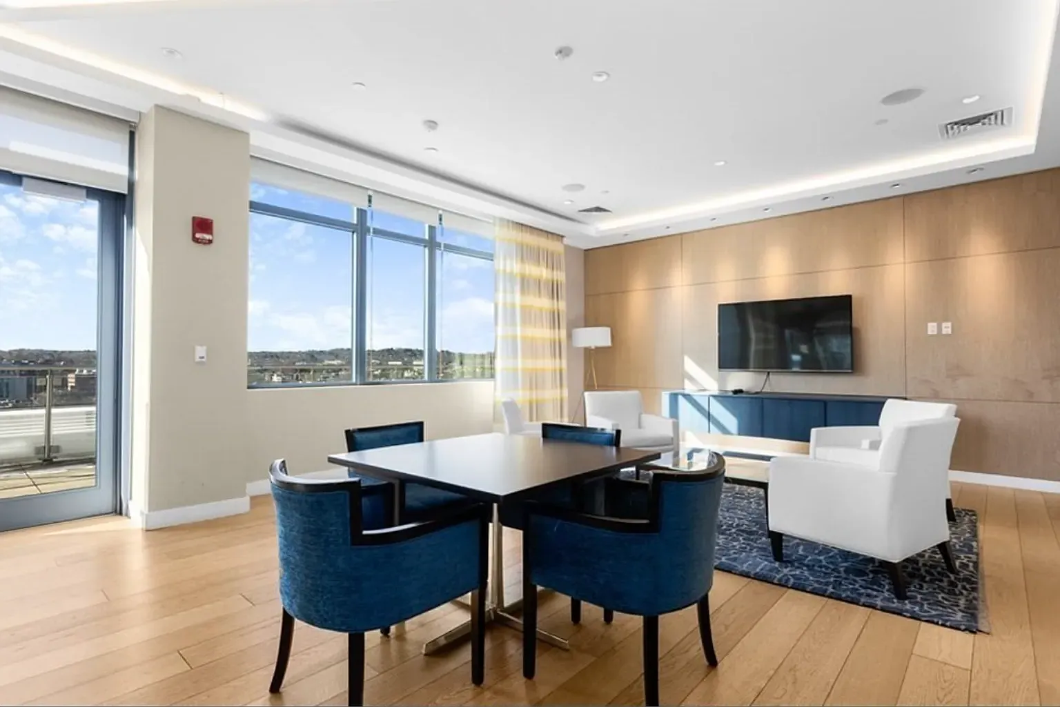 1 bed, 1 bath apartment for rent at 80-82 Fenwood Rd Unit 80-82, Longwood — photo 1 of 8