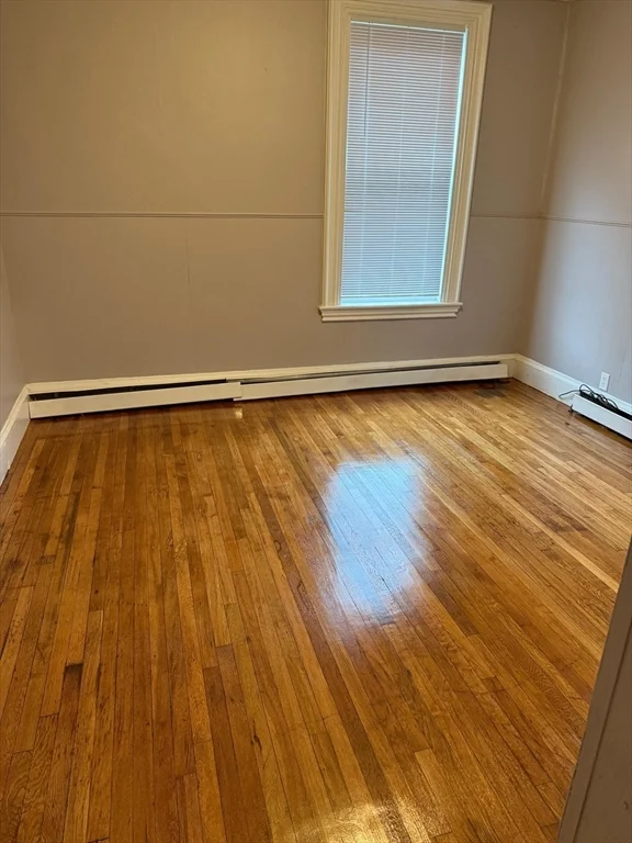 1 bed, 1 bath apartment for rent at 80 Baker St Unit 1L, Lynn — photo 4 of 5