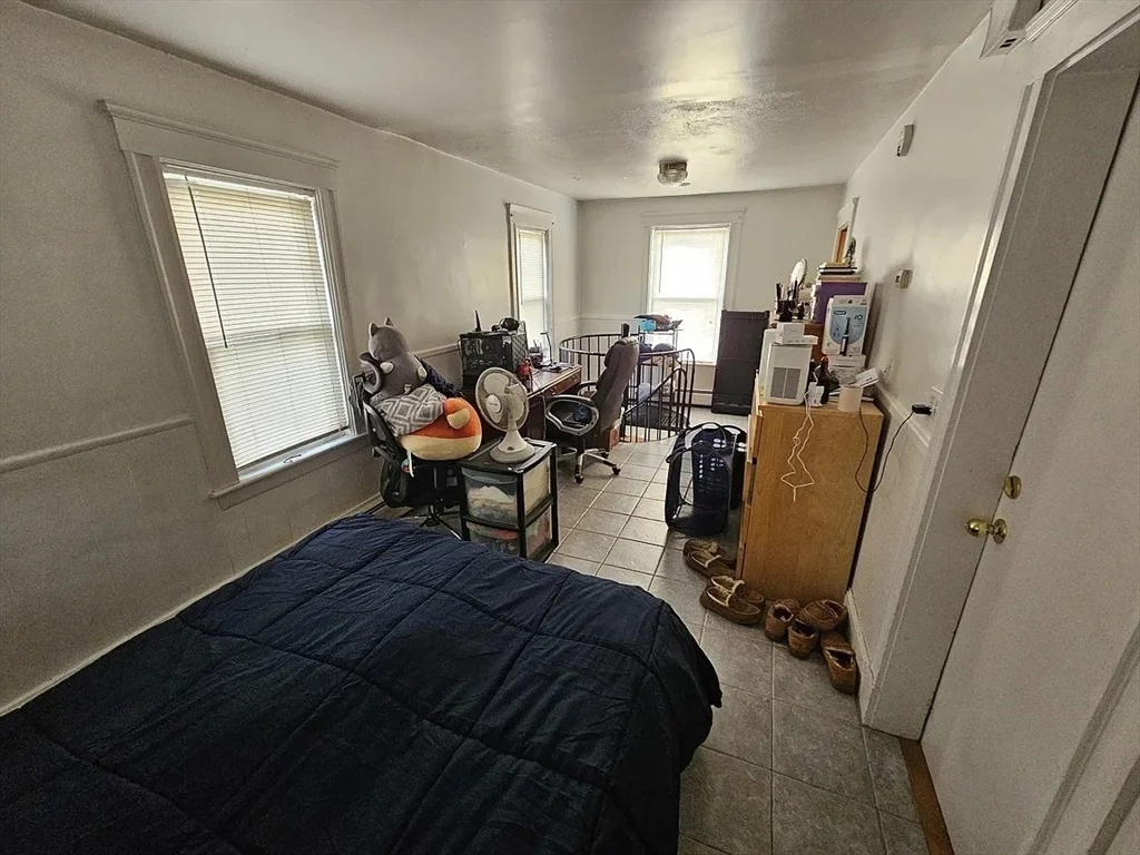 1 bed, 2 bath apartment for rent at 80 Bow St Unit 2, Lexington — photo 4 of 9