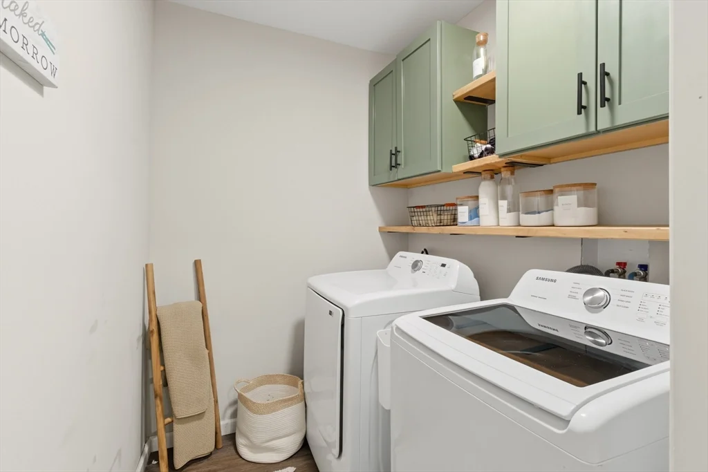 4 bed, 1 bath apartment for rent at 80 Brickett St, Springfield — photo 14 of 40