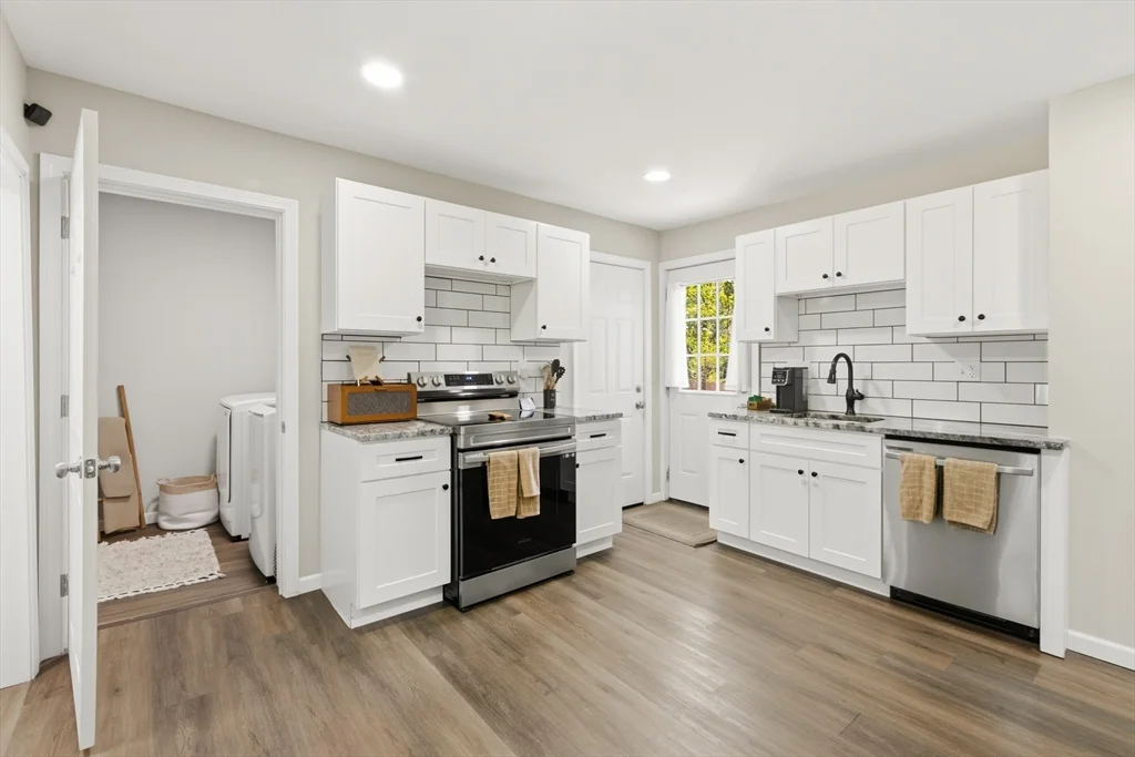 4 bed, 1 bath apartment for rent at 80 Brickett St, Springfield — photo 10 of 40