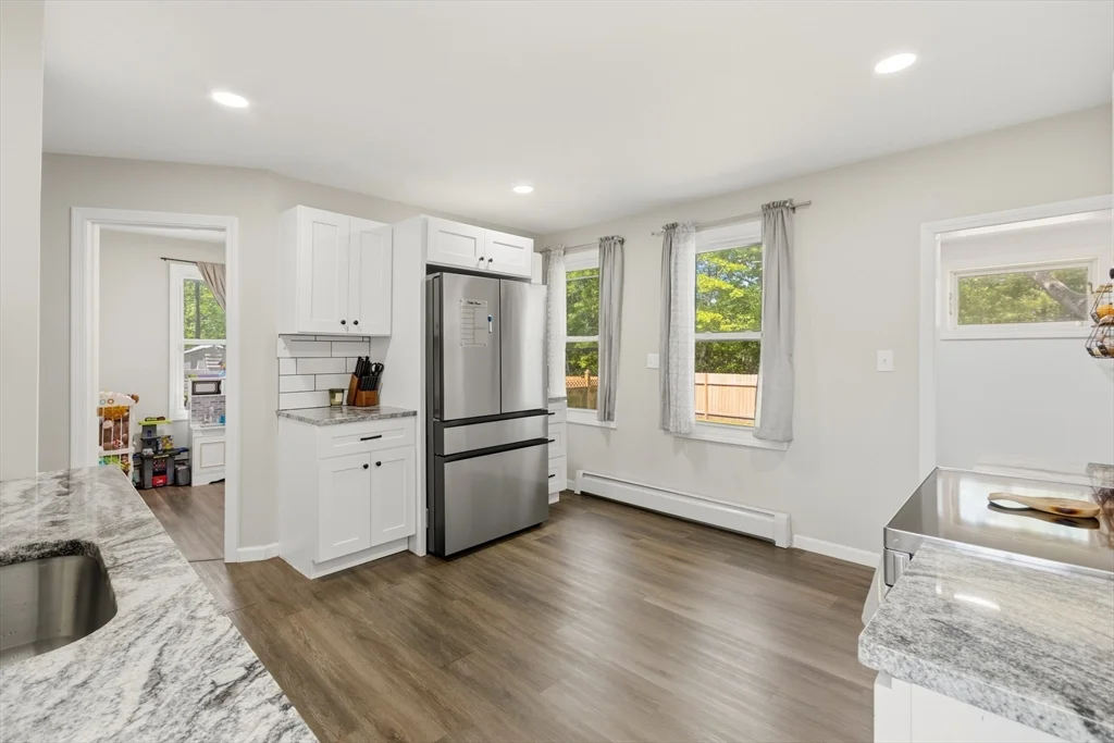 4 bed, 1 bath apartment for rent at 80 Brickett St, Springfield — photo 12 of 40