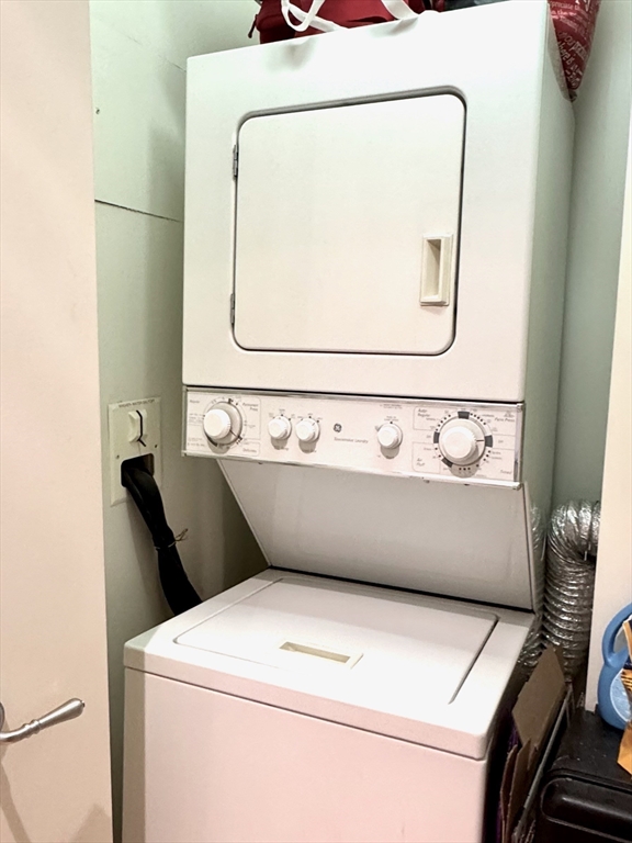 1 bed, 1 bath apartment for rent at 80 Broad St Unit 1006, Boston Downtown — photo 11 of 22