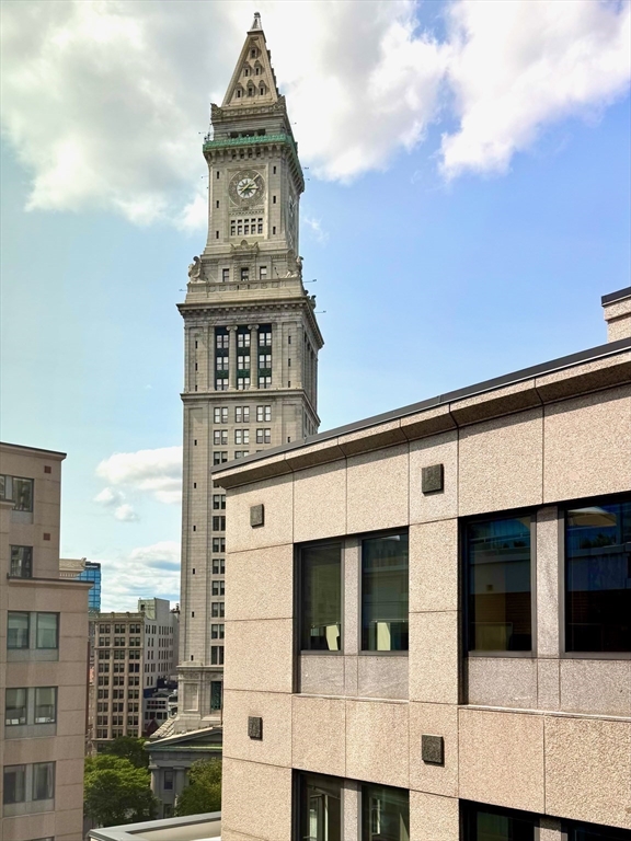 1 bed, 1 bath apartment for rent at 80 Broad St Unit 1006, Boston Downtown — photo 2 of 22