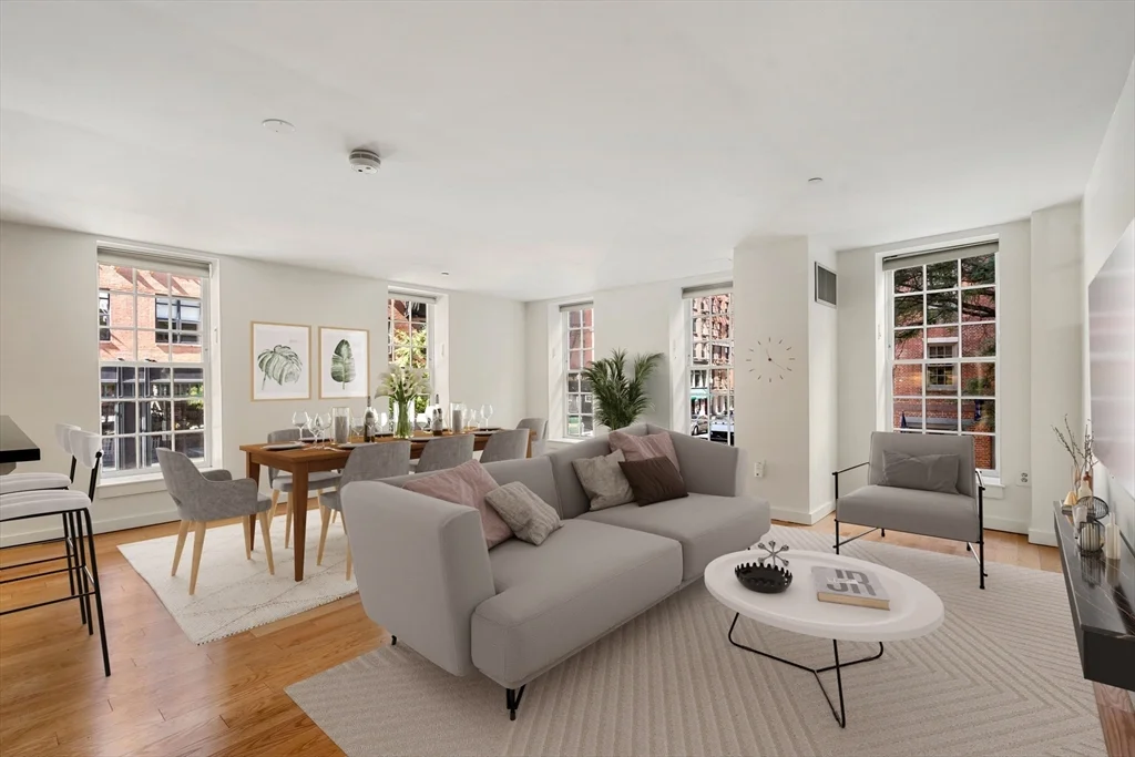 3 bed, 2 bath apartment for rent at 80 Broad St Unit 201, Boston Downtown — photo 3 of 37