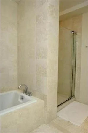 3 bed, 2 bath apartment for rent at 80 Broad St Unit 201, Boston Downtown — photo 18 of 37