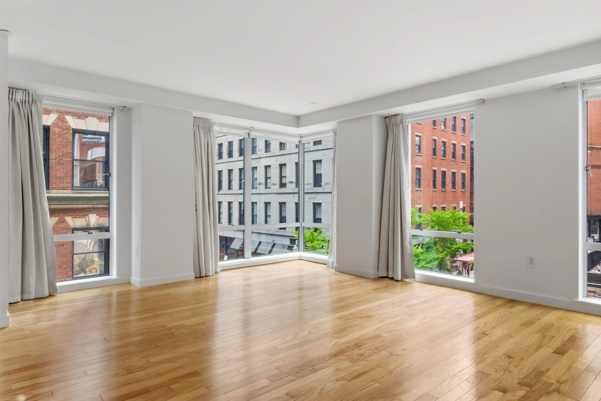 2 bed, 2 bath apartment for rent at 80 Broad St Unit 302-A, Boston Downtown — photo 13 of 31