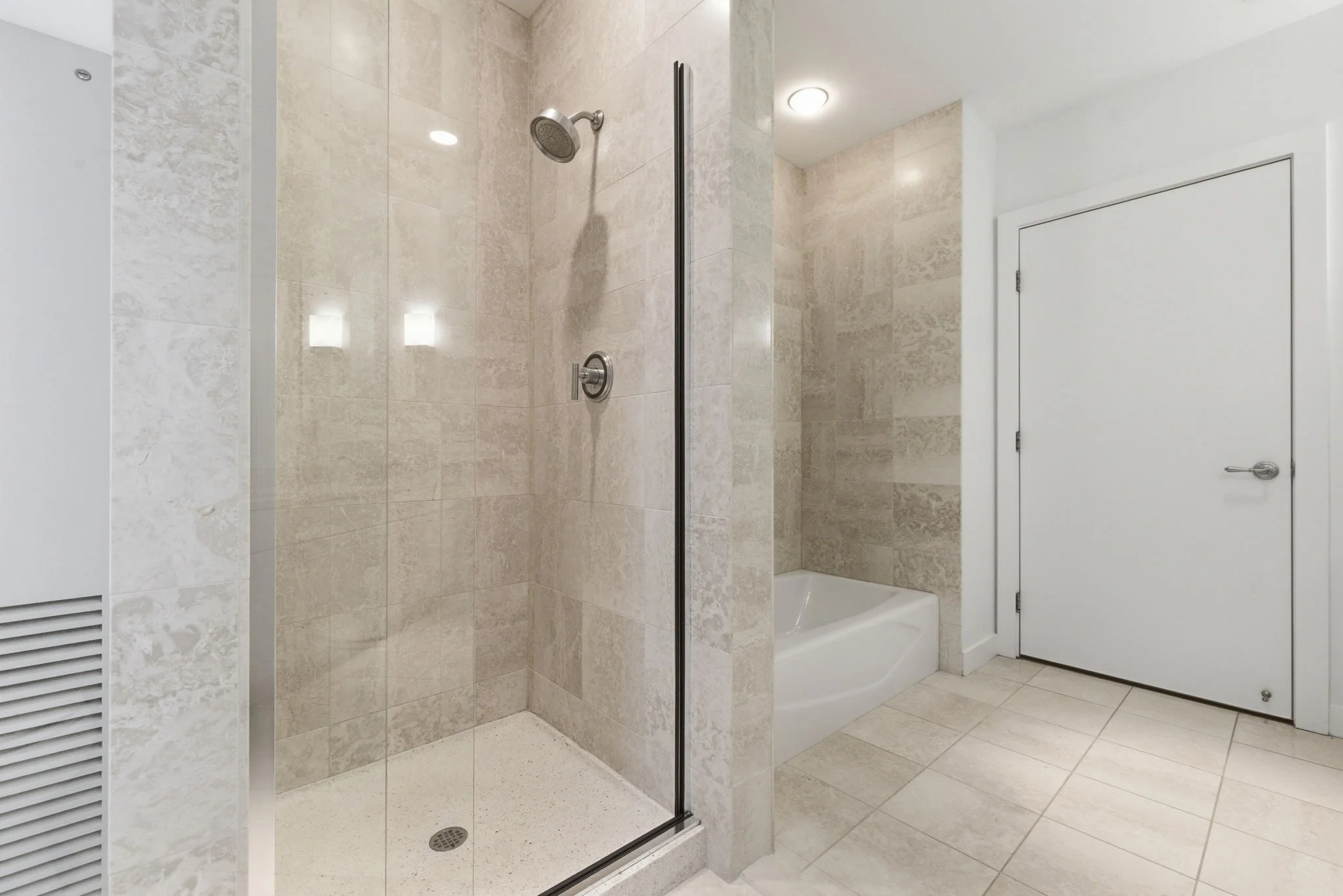 2 bed, 2 bath apartment for rent at 80 Broad St Unit 302-A, Boston Downtown — photo 3 of 31