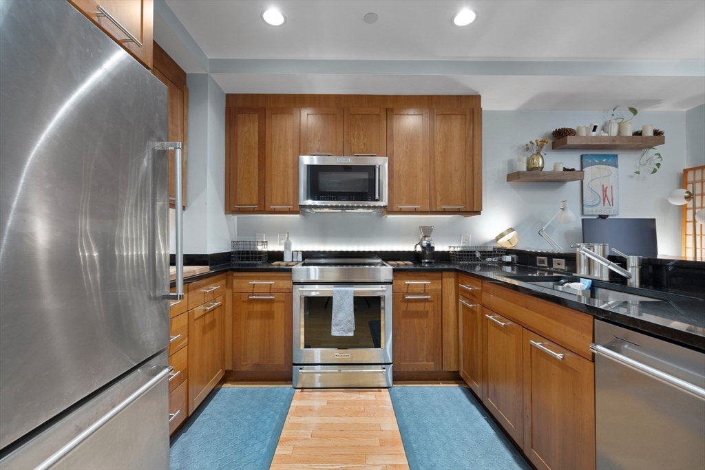 1 bed, 1 bath apartment for rent at 80 Broad St Unit 306, Boston Downtown — photo 7 of 23