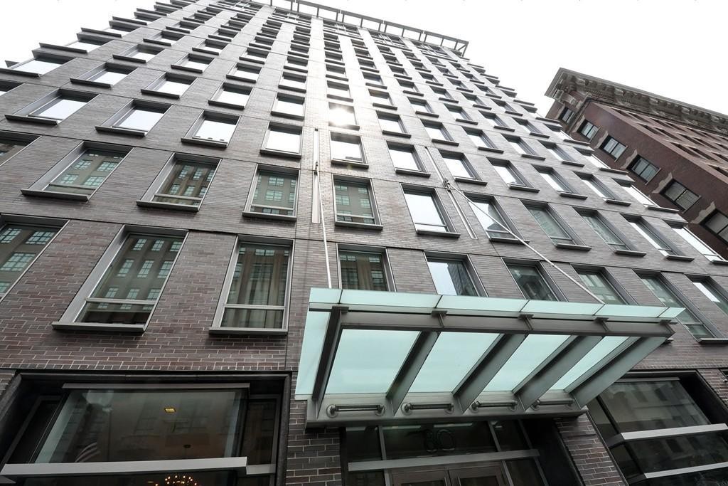 Studio bed apartment for rent at 80 Broad St Unit 9, Waterfront — photo 4 of 6