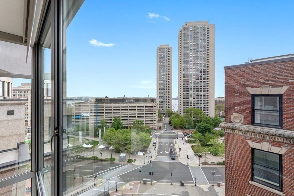 2 bed, 2 bath apartment for rent at 80 Broad Unit 1004, Waterfront — photo 5 of 27