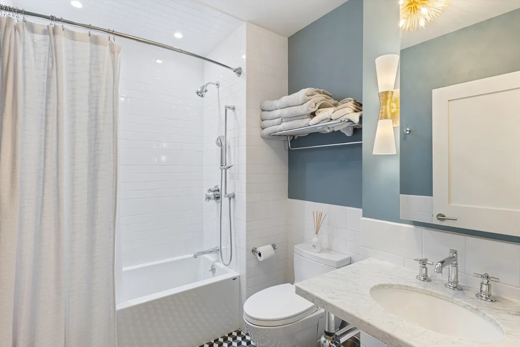 2 bed, 2 bath apartment for rent at 80 Broad Unit 307, Waterfront — photo 11 of 26