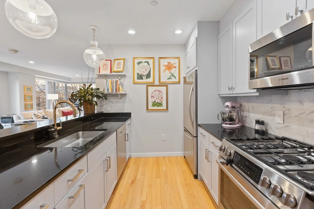 2 bed, 2 bath apartment for rent at 80 Broad Unit 307, Waterfront — photo 9 of 26