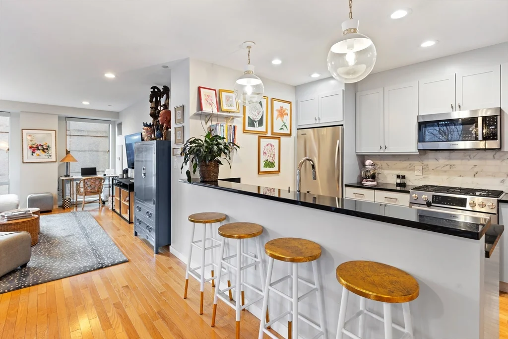 2 bed, 2 bath apartment for rent at 80 Broad Unit 307, Waterfront — photo 7 of 26
