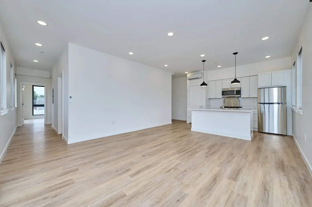 2 bed, 1 bath apartment for rent at 80 Broadway Unit 3C, East Arlington — photo 3 of 23
