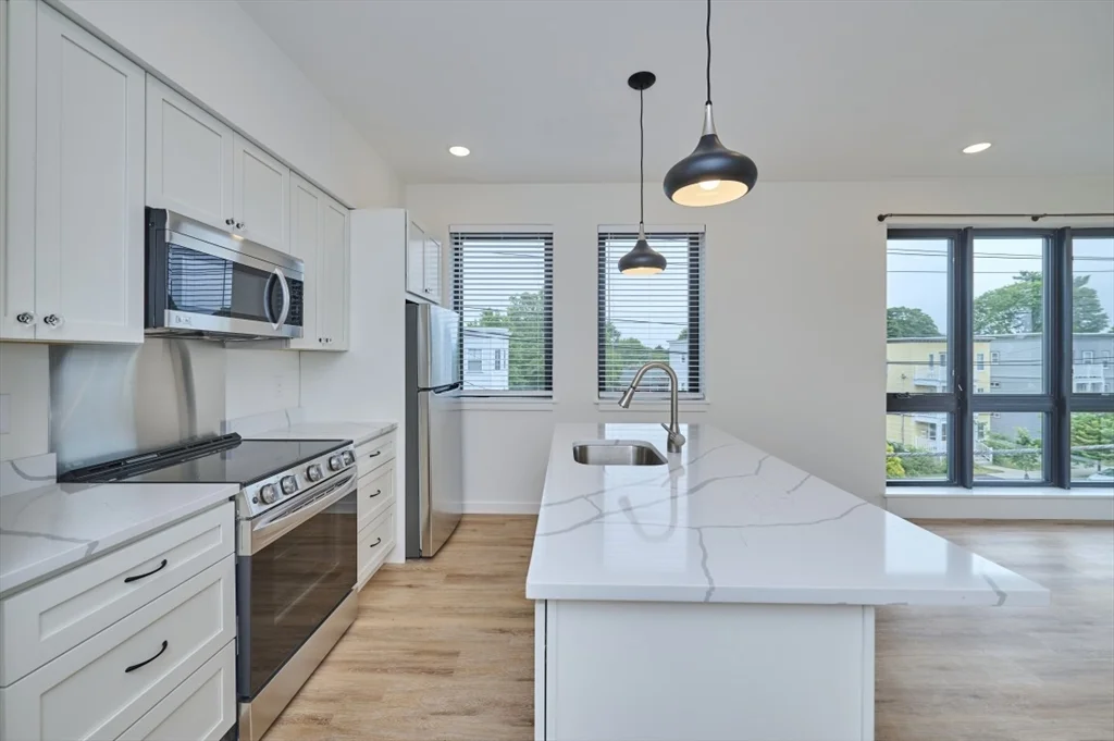 2 bed, 1 bath apartment for rent at 80 Broadway Unit 3C, East Arlington — photo 8 of 23