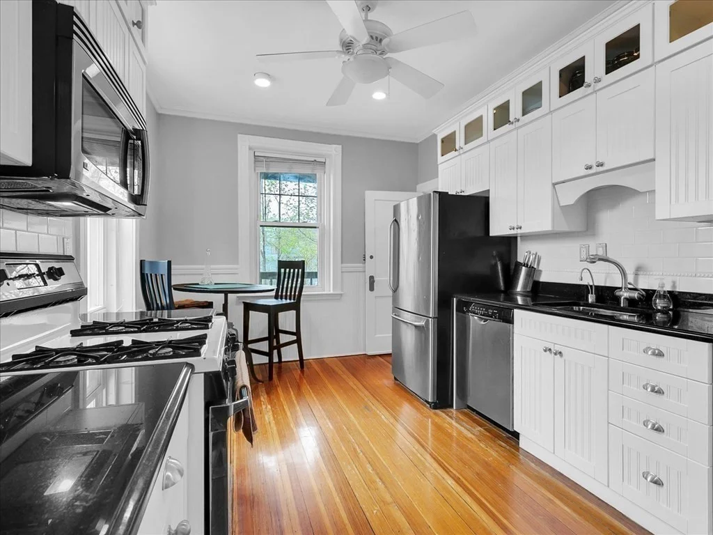 2 bed, 1 bath apartment for rent at 80 Browne Unit 1, Coolidge Corner — photo 3 of 14
