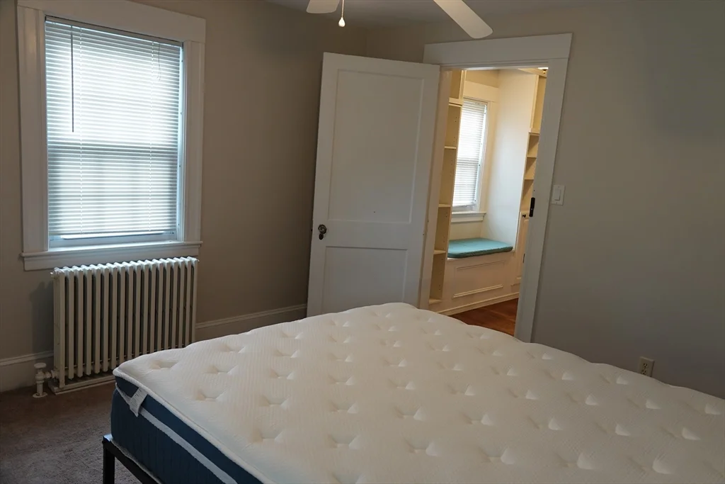 3 bed, 2 bath apartment for rent at 80 Center St, Burlington — photo 20 of 27