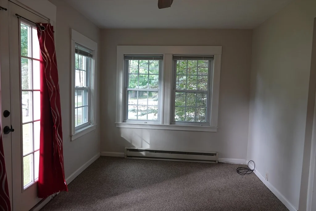 3 bed, 2 bath apartment for rent at 80 Center St, Burlington — photo 14 of 27