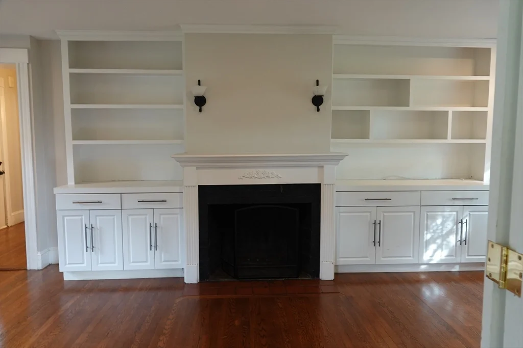 3 bed, 2 bath apartment for rent at 80 Center St, Burlington — photo 10 of 27