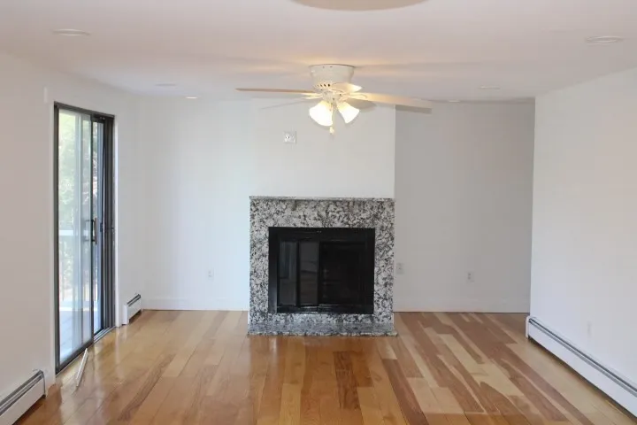 3 bed, 2 bath apartment for rent at 80 Cherry St Unit 1, Riverdale — photo 4 of 17
