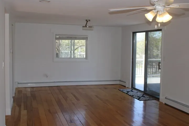 3 bed, 2 bath apartment for rent at 80 Cherry St Unit 1, Riverdale — photo 5 of 17