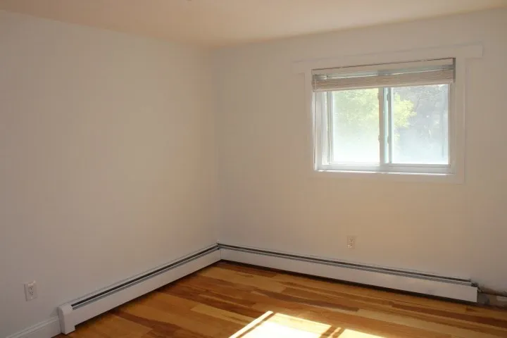 3 bed, 2 bath apartment for rent at 80 Cherry St Unit 1, Riverdale — photo 12 of 17