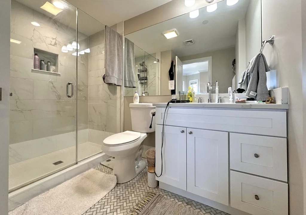 2 bed, 2 bath apartment for rent at 80 Cottage St Unit 3, East Boston — photo 8 of 15
