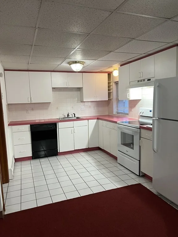 2 bed, 1 bath apartment for rent at 80 Cummings Ave Unit 1FF, Revere — photo 2 of 8