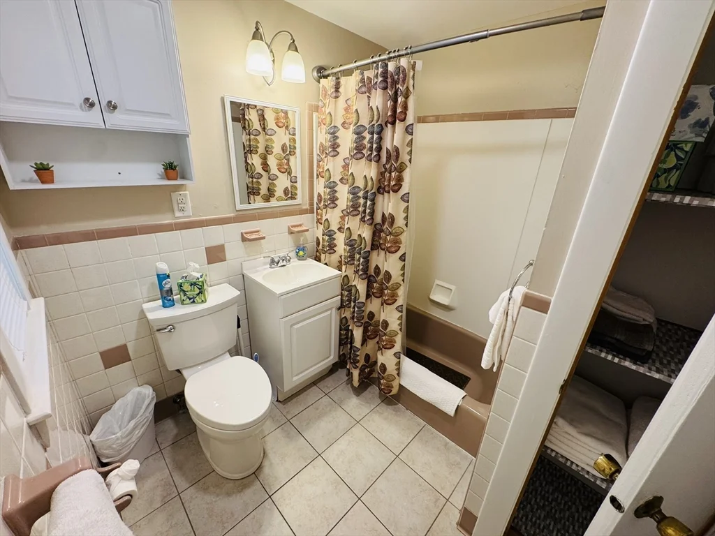 1 bed, 1 bath apartment for rent at 80 Dale St Unit B, Dedham — photo 14 of 16
