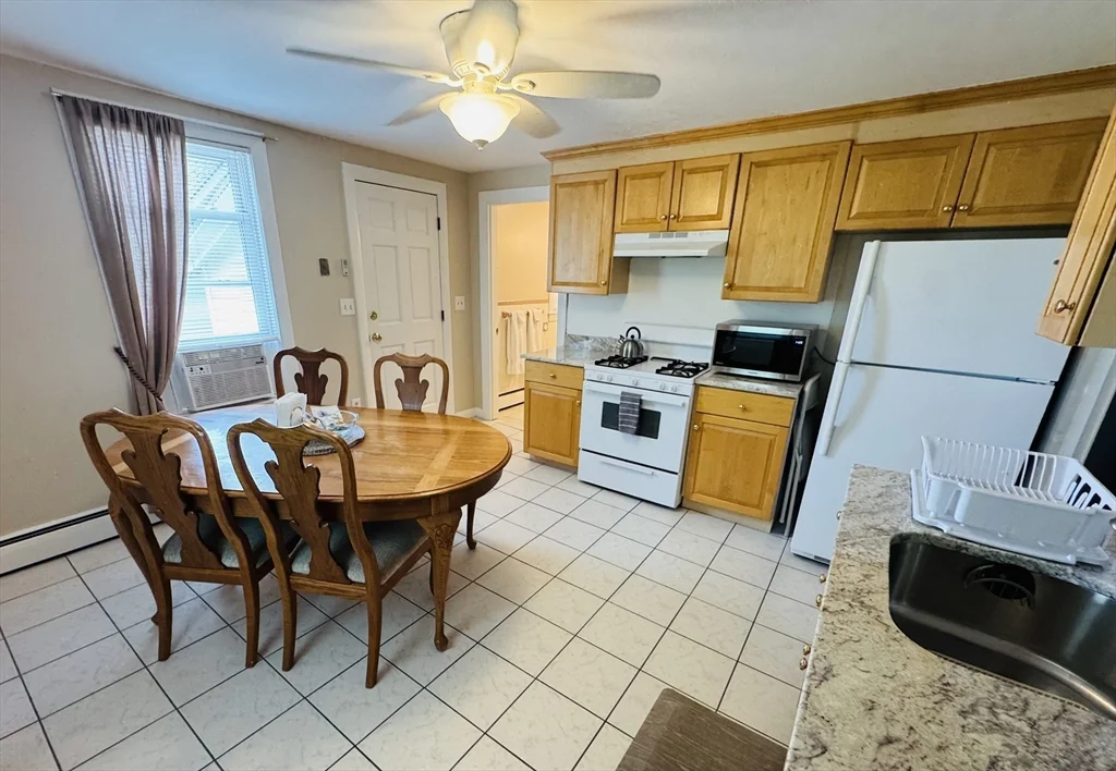 1 bed, 1 bath apartment for rent at 80 Dale St Unit B, Dedham — photo 12 of 16