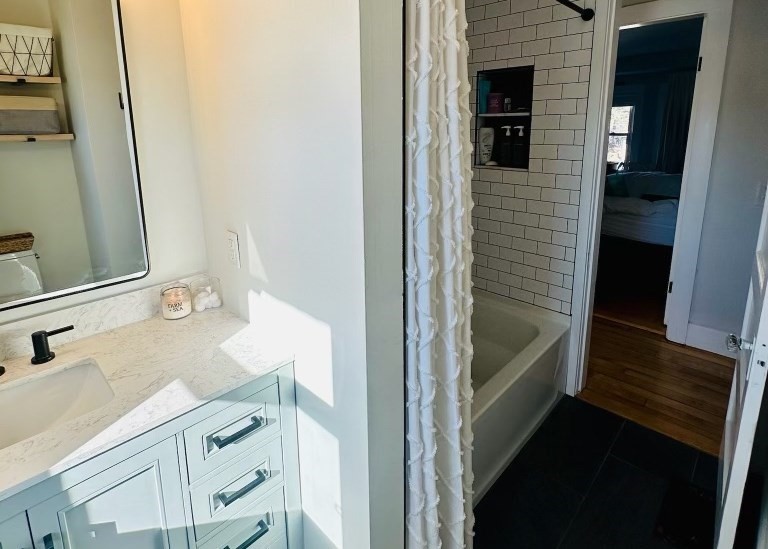 4 bed, 1 bath apartment for rent at 80 Dutcher St Unit 80, Hopedale — photo 11 of 19