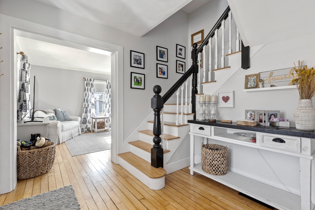 4 bed, 1 bath apartment for rent at 80 Dutcher St Unit 80, Hopedale — photo 3 of 19