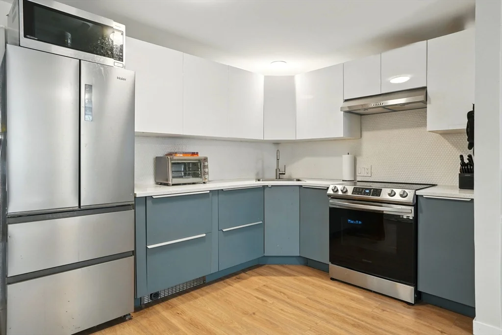 2 bed, 1 bath apartment for rent at 80 E Brookline St Unit 1, South End — photo 7 of 18