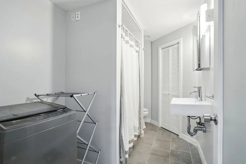 2 bed, 1 bath apartment for rent at 80 E Brookline St Unit 1, South End — photo 10 of 18